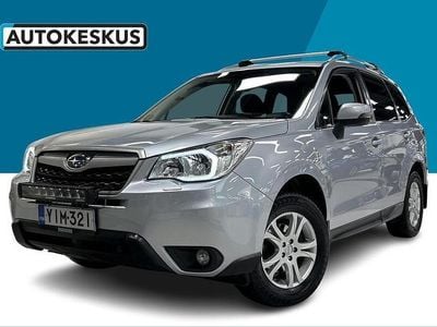 Hopea Käytetty 2013 Subaru Forester Katumaasturi | 16 490 € (Perustarjous)