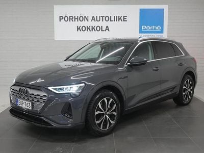 Käytetty Audi Q8 e-tron 250 kW (340 HP) 2023 Harmaa Katumaasturi