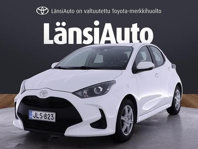 Käytetty Toyota Yaris Life 72 HP (52 kW) 2021 Valkoinen Viistoperä