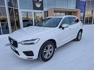 Valkoinen Käytetty 2018 Volvo XC60 R-Design Katumaasturi | 24 800 € (Hyvä tarjous)