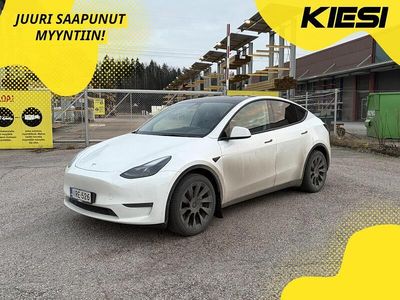 Käytetty 2022 Tesla Model Y Katumaasturi | 30 970 € (Hyvä tarjous)