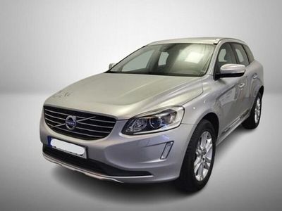 Käytetty Volvo XC60 Summum 181 HP (133 kW) 2015 Hopea Katumaasturi