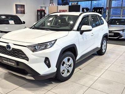 Käytetty Toyota RAV4 Edition 176 HP (129 kW) 2022 Valkoinen Katumaasturi