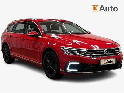 Käytetty VW Passat Executive 218 HP (160 kW) 2022 Punainen Farmari