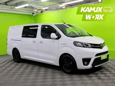 Käytetty Toyota Proace 100 kW (136 HP) 2023 Valkoinen Tila-auto