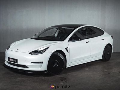 Käytetty Tesla Model 3 Performance 355 kW (483 HP) 2019 Sedan