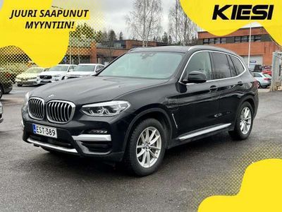 käytetty BMW X3 G01 xDrive 30e A Charged Edition xLine / ACC / Koukku / Panorama / Comfort Access / Adapt. LED / M-Sport ratti / HiFi