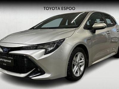 Käytetty Toyota Corolla Active 122 HP (89 kW) 2019 Hopea Viistoperä