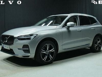 Harmaa Käytetty 2022 Volvo XC60 Business Edition Katumaasturi | 38 800 € (Perustarjous)