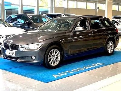 Harmaa Käytetty 2014 BMW 320 Comfort Edition Farmari | 12 900 € (Hyvä tarjous)