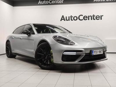 Sininen Käytetty 2019 Porsche Panamera Sport Turismo Farmari | 79 800 €