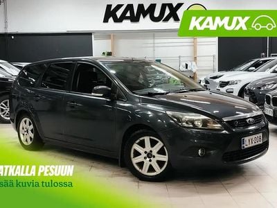 Hopea / harmaa Käytetty 2009 Ford Focus Trend Farmari | 1 500 €