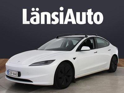 Valkoinen Käytetty 2024 Tesla Model 3 Long Range AWD Sedan | 41 890 € (Kallis)