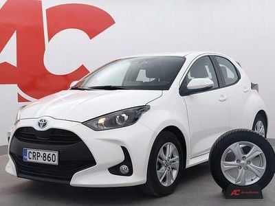 Valkoinen Käytetty 2023 Toyota Yaris Active Viistoperä | 19 990 € (Perustarjous)