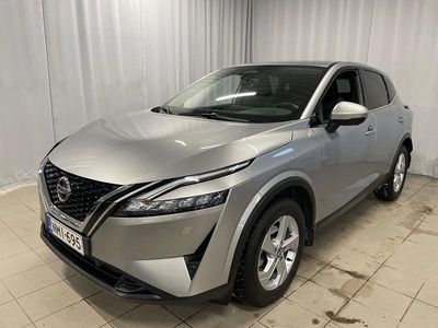 Käytetty Nissan Qashqai N-Connecta 158 HP (116 kW) 2022 Hopea Katumaasturi