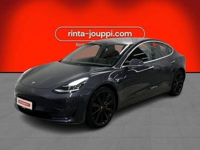 Käytetty 2019 Tesla Model 3 Performance Sedan | 28 790 € (Perustarjous)