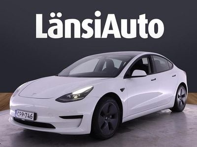 Käytetty 2021 Tesla Model 3 Standard Range Plus Sedan | 24 390 € (Perustarjous)