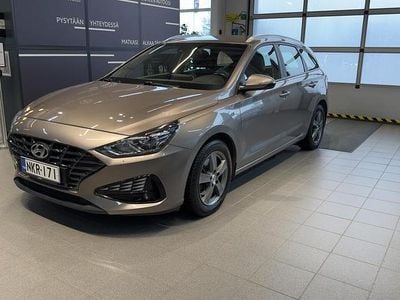 Käytetty Hyundai i30 Comfort 120 HP (88 kW) 2021 Ruskea (beige) Farmari