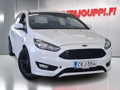 Käytetty Ford Focus ST-Line 125 HP (91 kW) 2017 Viistoperä