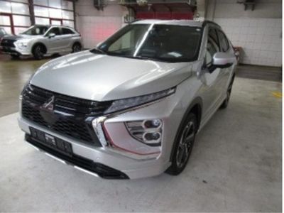 käytetty Mitsubishi Eclipse Cross 2.4 PHEV 4WD