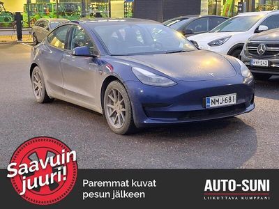 Käytetty 2021 Tesla Model 3 Standard Range Plus Sedan | 23 680 € (Perustarjous)