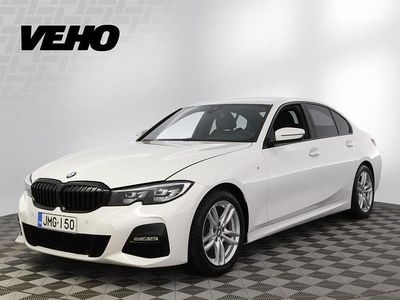 Valkoinen Käytetty 2021 BMW 320 M Sport Sedan | 32 490 € (Kallis)