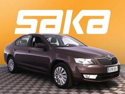 Käytetty Skoda Octavia Ambition 105 HP (77 kW) 2014 Viistoperä