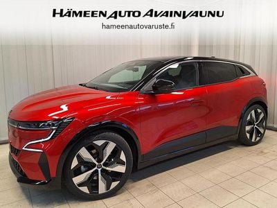 Punainen Käytetty 2024 Renault Mégane IV Komfort Viistoperä | 36 900 € (Kallis)
