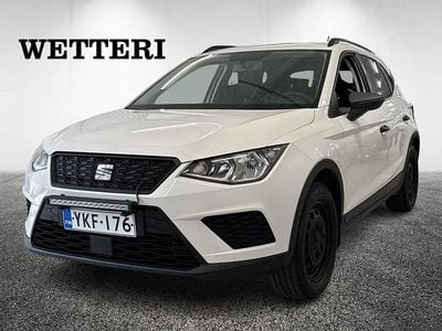 Valkoinen Käytetty 2018 Seat Arona Reference Katumaasturi | 9 300 € (Hieman kallis)