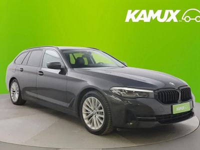 Musta Käytetty 2021 BMW 530e Farmari | 24 400 € (Perustarjous)