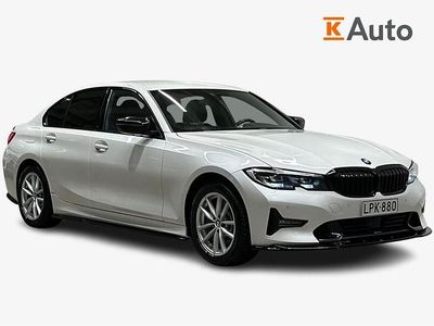 Valkoinen Käytetty 2021 BMW 330e Sport Line Sedan | 26 900 € (Perustarjous)