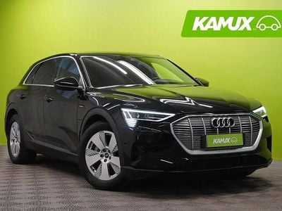 Käytetty Audi e-tron Basis 300 kW (408 HP) 2022 Musta Katumaasturi