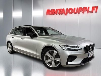 Käytetty Volvo V60 R-Design 392 HP (288 kW) 2020 Farmari