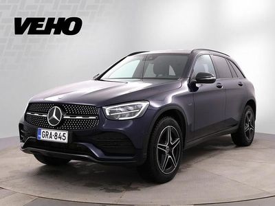 Käytetty Mercedes GLC300e Business 194 HP (142 kW) 2021 Sininen Katumaasturi