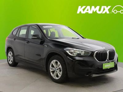 Käytetty BMW X1 Advantage 125 HP (91 kW) 2021 Musta Katumaasturi
