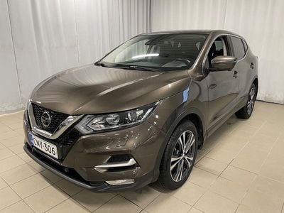 Ruskea Käytetty 2020 Nissan Qashqai N-Connecta Katumaasturi | 18 900 € (Hieman kallis)
