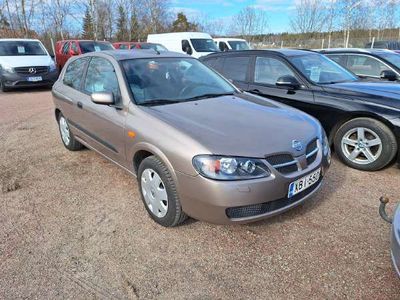 käytetty Nissan Almera 1,5 Visia+ 3-ov. - 3kk lyhennysvapaa - Lohkolämmitin/Moottorilämmitin