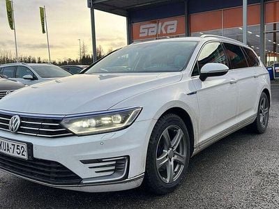 Käytetty 2018 VW Passat GTE Farmari | 11 400 € (Supertarjous)