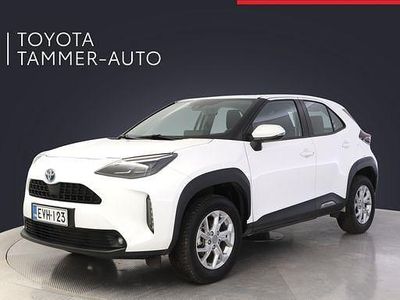 Valkoinen Käytetty 2024 Toyota Yaris Cross Active Katumaasturi | 27 880 € (Perustarjous)