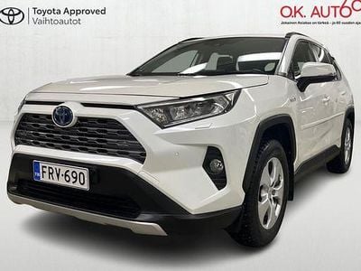 Käytetty Toyota RAV4 Active 215 HP (158 kW) 2020 070 Katumaasturi