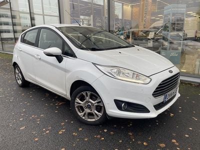 Valkoinen Käytetty 2016 Ford Fiesta Titanium Viistoperä | 7 800 € (Perustarjous)