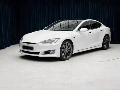 Valkoinen Käytetty 2018 Tesla Model S Viistoperä | 35 890 €