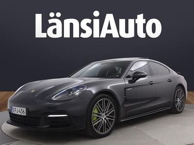 Käytetty 2018 Porsche Panamera 4 Sport Sedan | 52 590 € (Hieman kallis)