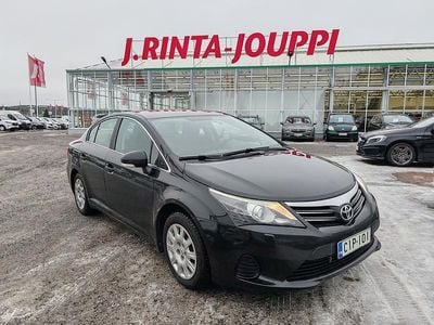 Käytetty Toyota Avensis Terra 132 HP (97 kW) 2012 Sedan