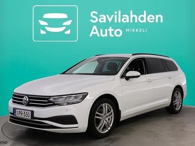 Valkoinen Käytetty 2020 VW Passat Style Farmari | 22 300 € (Perustarjous)