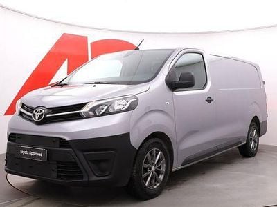 Hopea Käytetty 2021 Toyota Proace Tila-auto | 26 790 € (Hieman kallis)