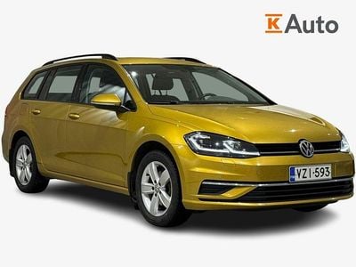 Käytetty VW Golf VII Comfortline 110 HP (80 kW) 2017 Keltainen Farmari