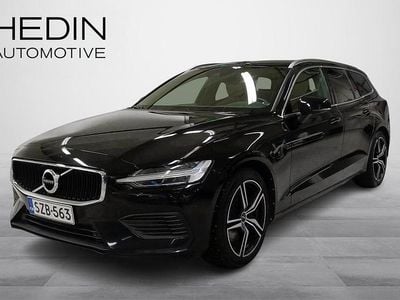 Käytetty Volvo V60 Momentum 340 HP (250 kW) 2020 Musta Farmari