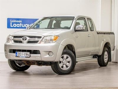Hopea Käytetty 2005 Toyota HiLux SR Nouto | 16 990 € (Perustarjous)