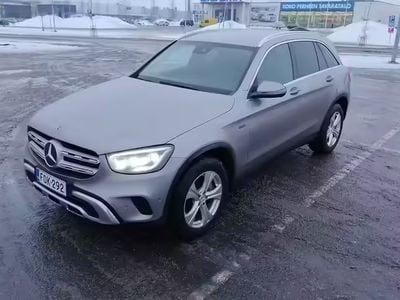 Mercedes GLC300e